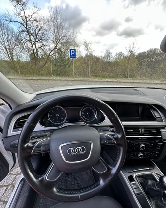 Audi A4 cena 41400 przebieg: 271000, rok produkcji 2012 z Sierpc małe 56